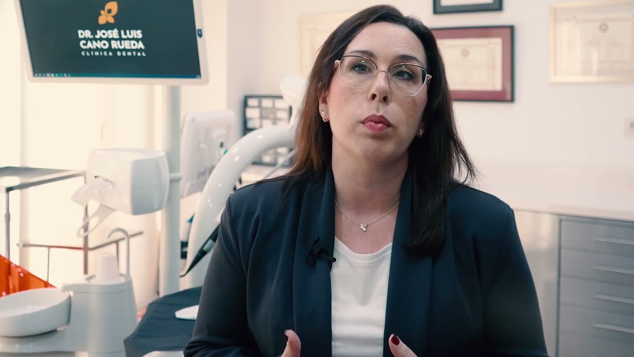 ¿Han cambiado los colores de tus dientes? | Clínica Dental José Luis Cano Rueda