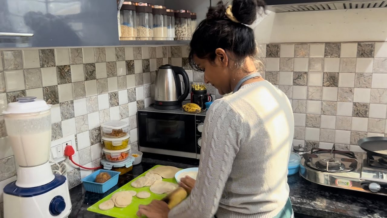 Pehli baar gobi ka pratha bnaya 🤗 ||  Ghar se performance tak ❤️ #prabhjotkaur #dailyvlog 