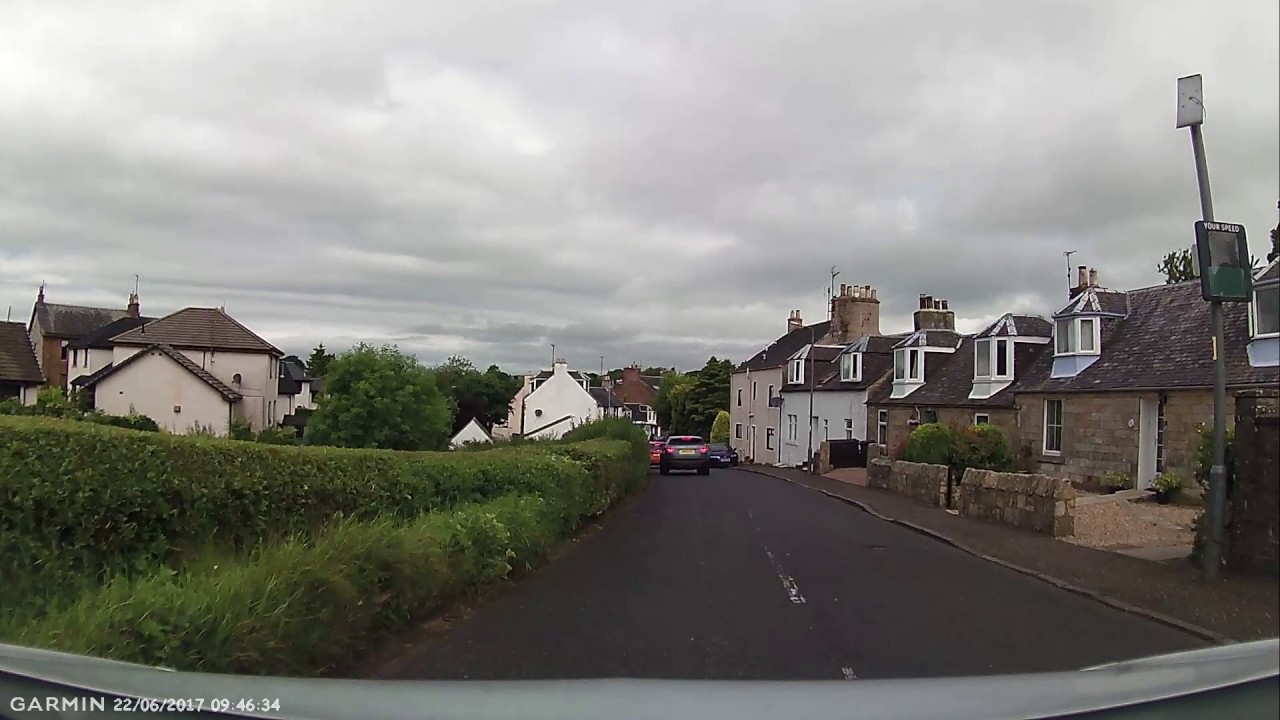 Narrow passing in Stewarton