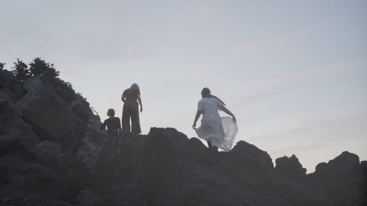 Yumi Zouma - Southwark (Official Music Video)