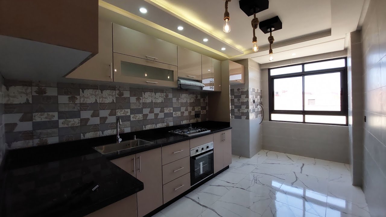 شقة ملكية 🤴من دهب 125 متر بواجيهتين 3 البيوت صالونات 3 الحمامات بالقنيطرة الفنسيو روعة