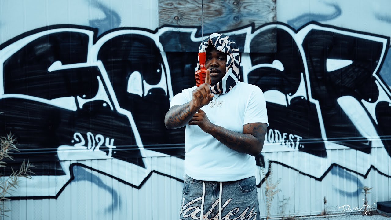 XanMan - Bisexual || The Red Mic District Performance || Shot by Don Wong Films