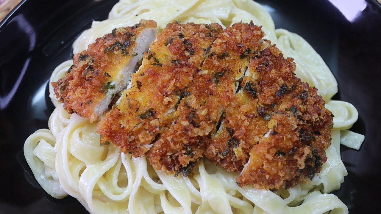 كريسبي تشيكن بارميزان | Crispy Chicken Parmesan