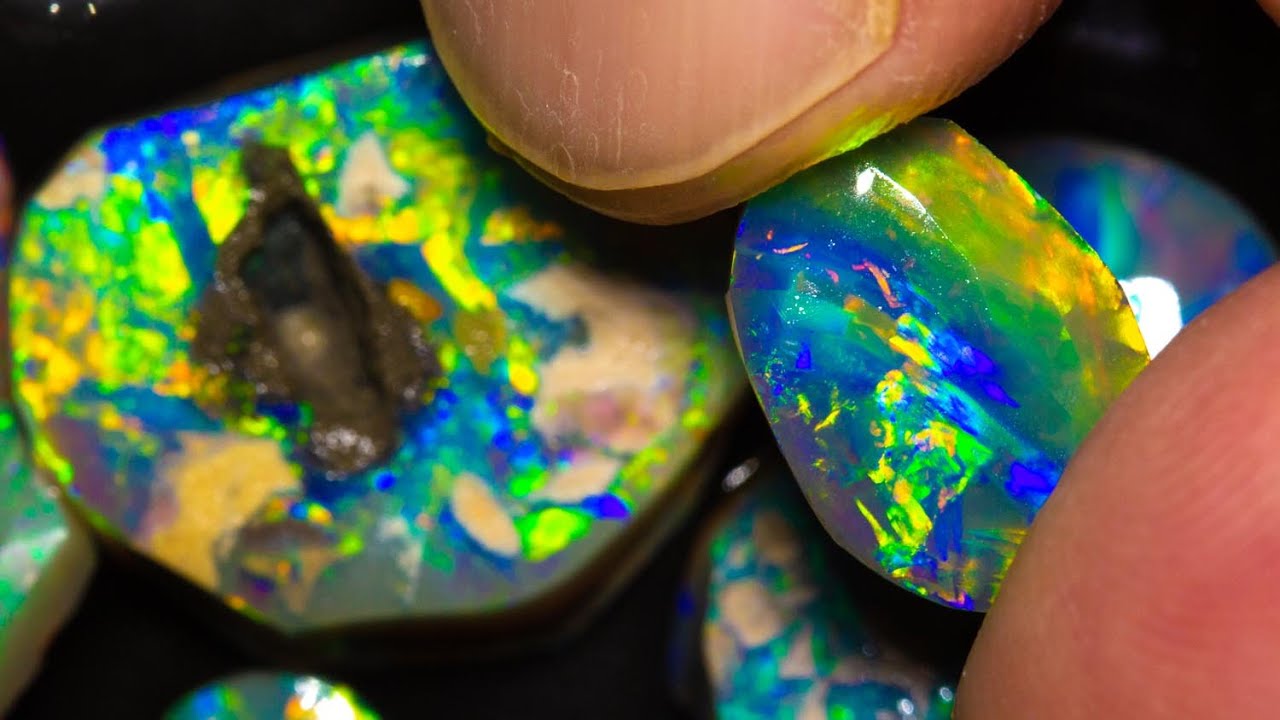 Result of this weeks LIVE! A few nice gem opals