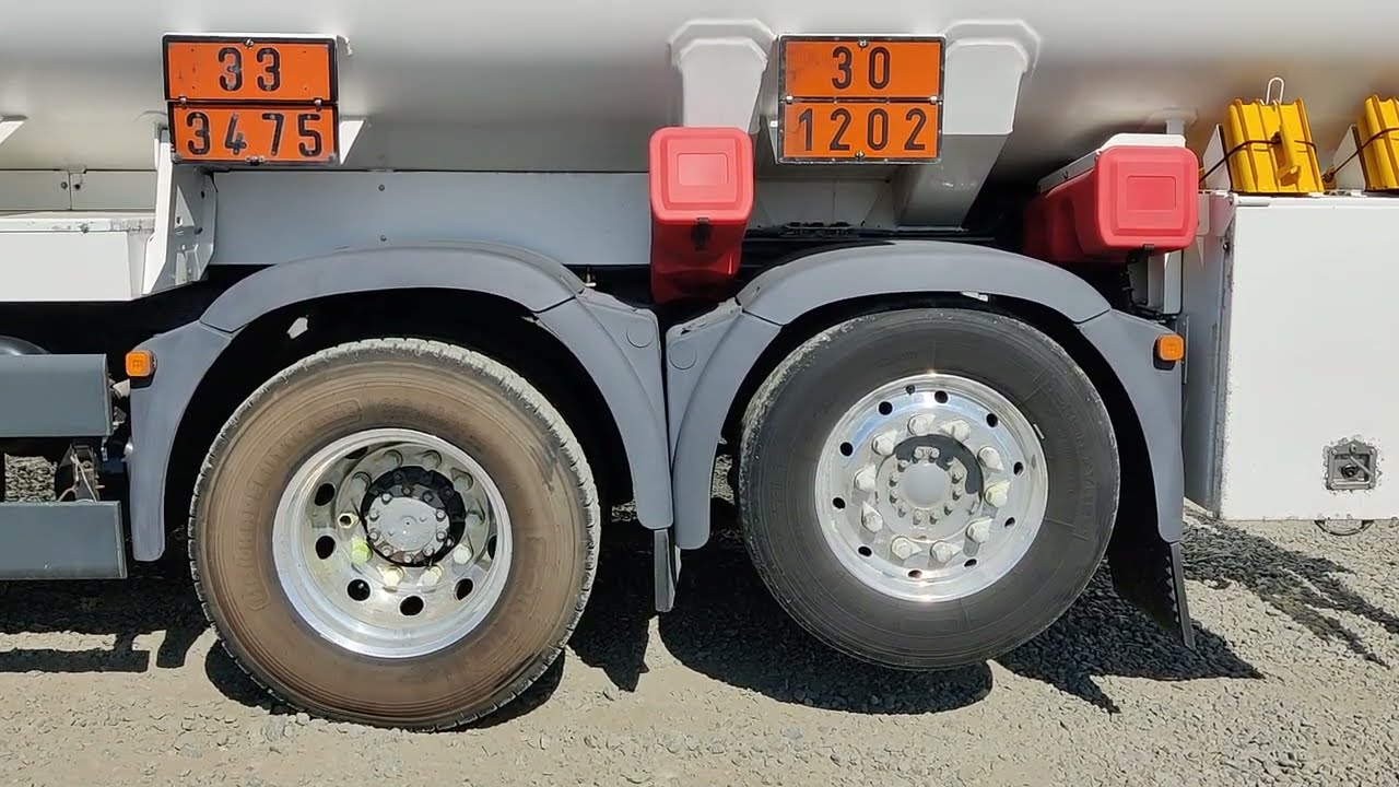 2016 MAN TGS26.480 6x2 Tank Truck | Moerdijk, Timed Auction | 4 - 6 May, 2022