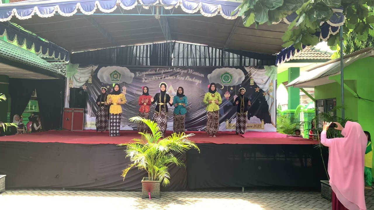 Ande-Ande Lumut 9F MTsN 1 Yogyakarta