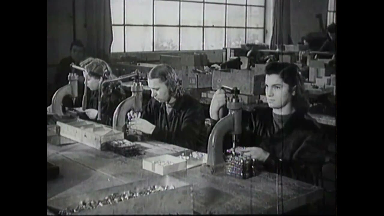 Víťazi Národnej súťaže v bratislavskej Tesle (1948)     #retro #archív