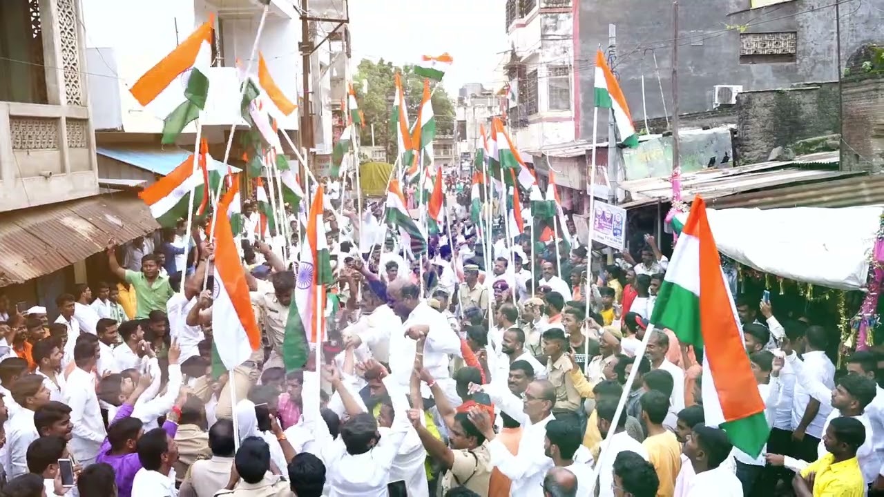 वैराग पोलीस स्टेशन तर्फे75 व्या स्वातंत्र्य दिनाच्या हार्दिक शुभेच्छा