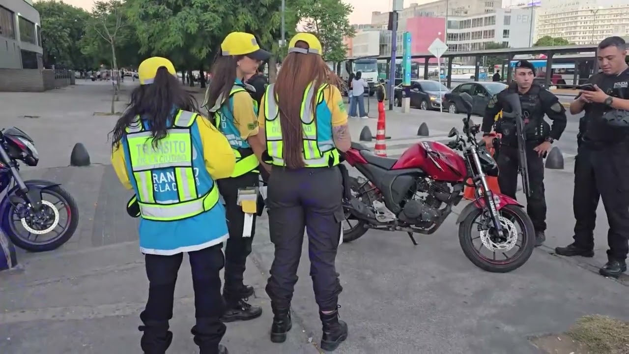 CABA: secuestraron una ambulancia trucha con medicamentos vencidos en Constitución