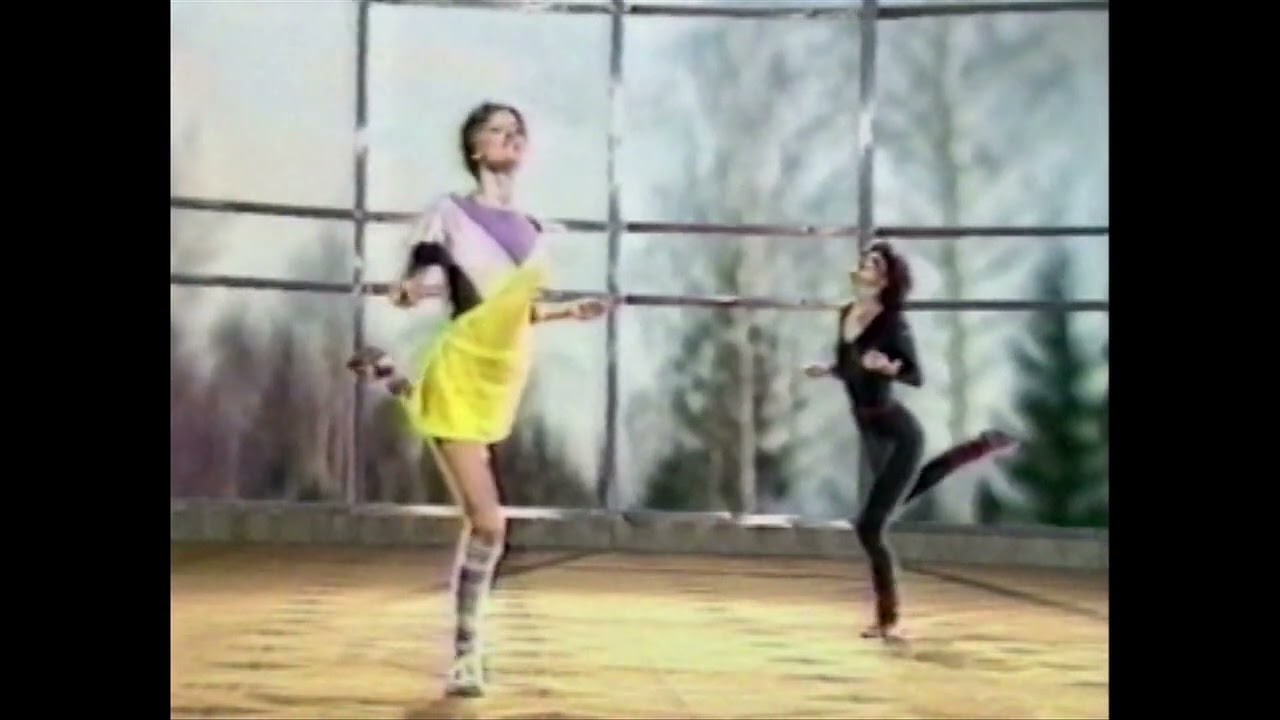 Russian Morning Exercises - Morning Warmup (Soviet TV 1987)