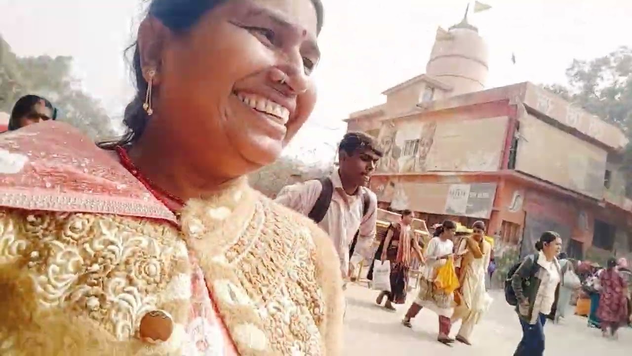 माघ मेला में 🙏🙏 है 