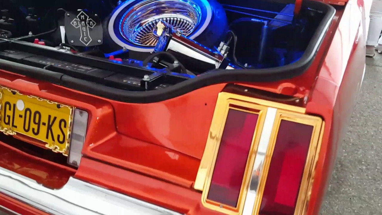 Lowrider oldsmobile  cutlass supr&egrave;me 81.