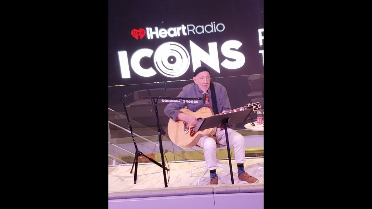 Pete Townshend Complete Live at Q1043 11 13 25