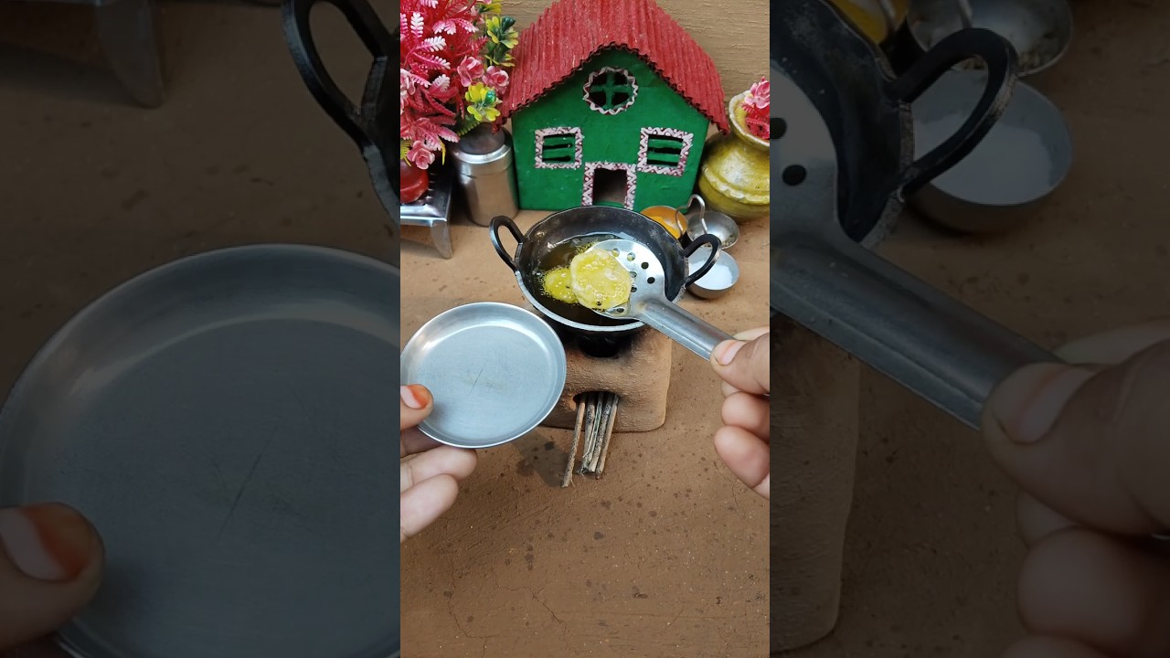 miniature puri🤤❤️#sima #mini #kitchen #youtube #viralshort #minicooking