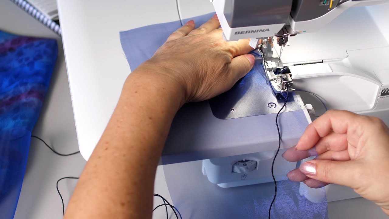 Tutorial: Videoanleitung zu den BERNINA Overlocker Schnureinnähfüssen # L17, C17