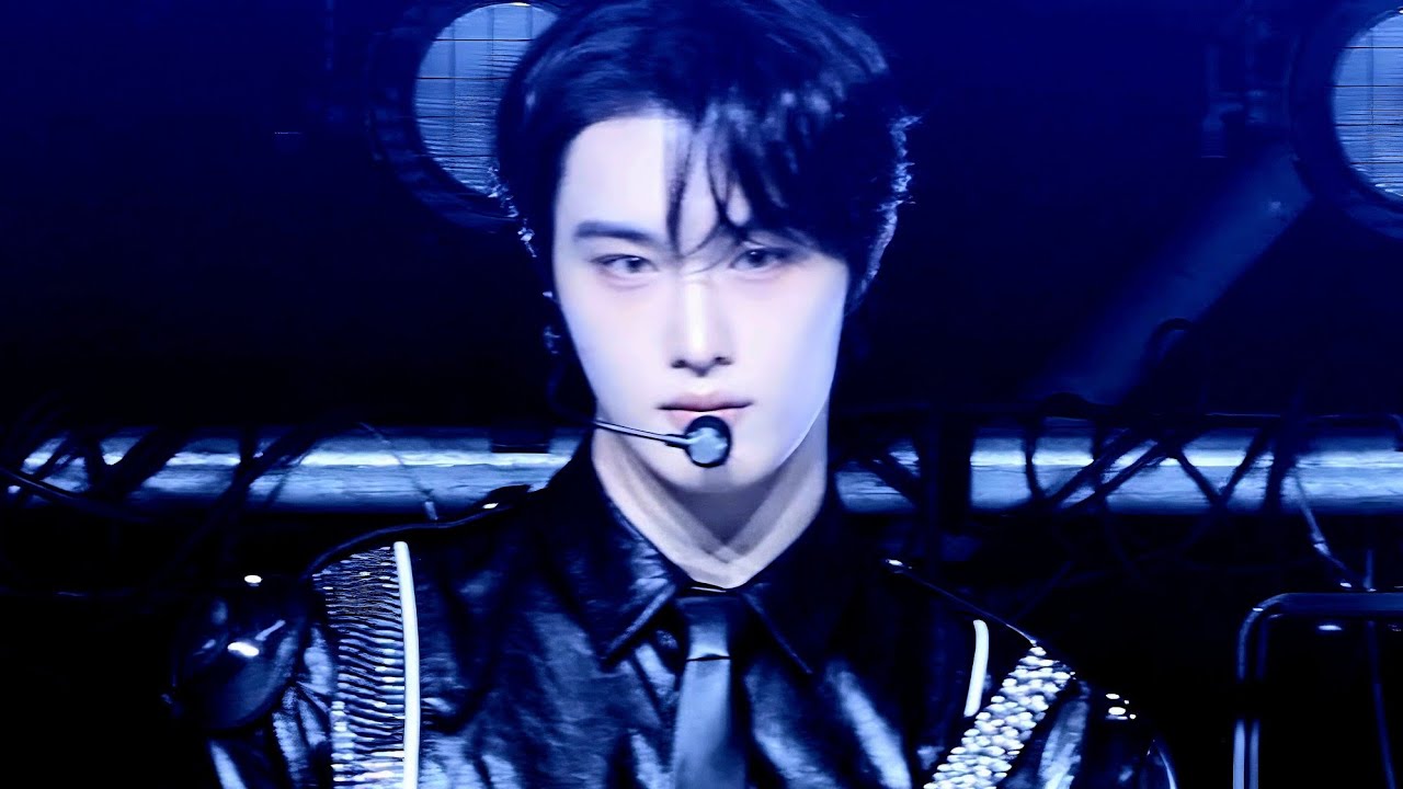 [CIX 현석 직캠]'S.O.S' FANCAM[4K] @251101-2 CIX 5th CONCERT 'Go Together' IN SEOUL #CIX #씨아이엑스 #현석