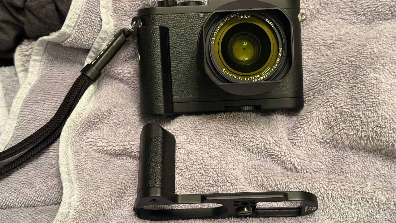 Leica Q2 /Q2M Handgrip Vs JJC Hand Grip