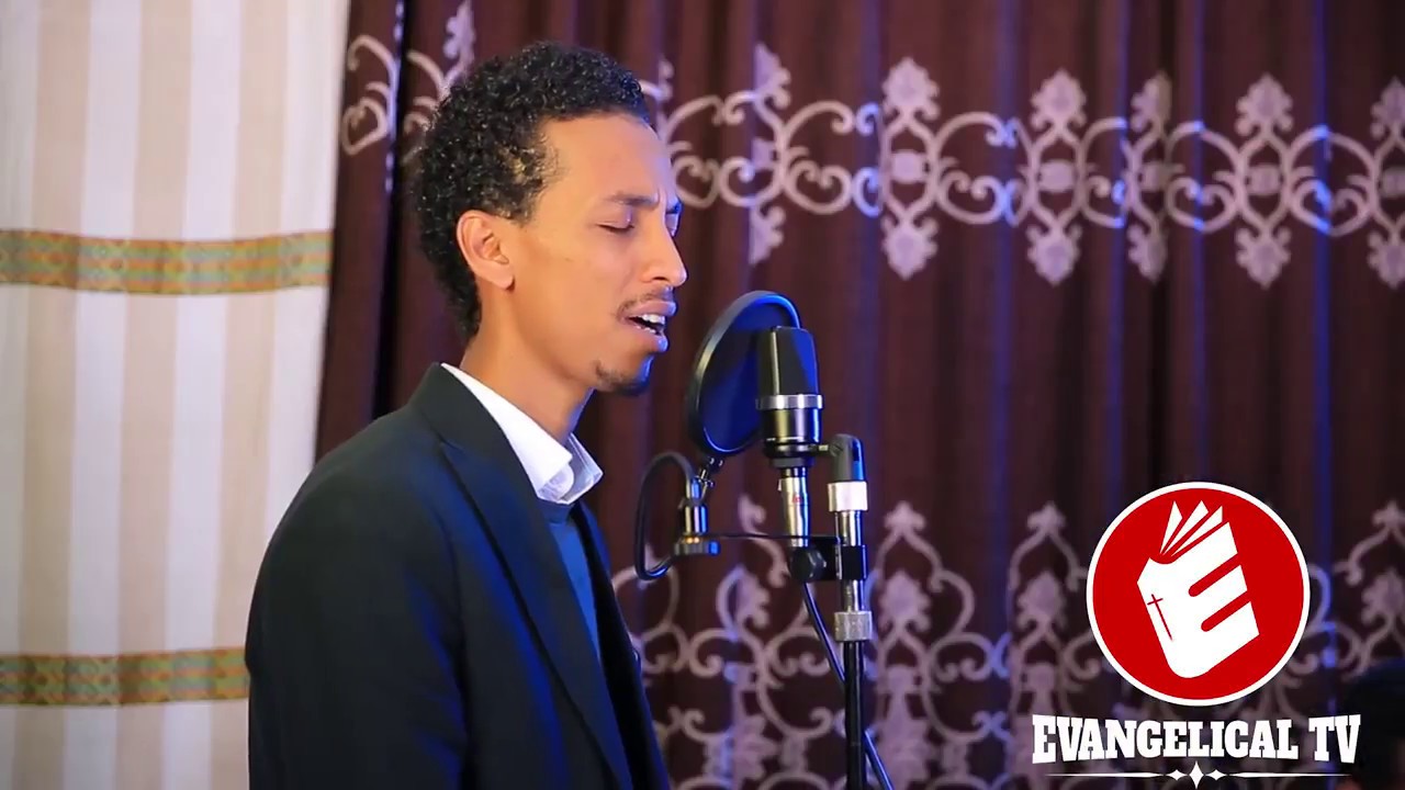 Singer   Abenezer Legesse  ♥ሁሉ ጥሎ ነፍሴ ወዳ ሀሳብ መጣ♥