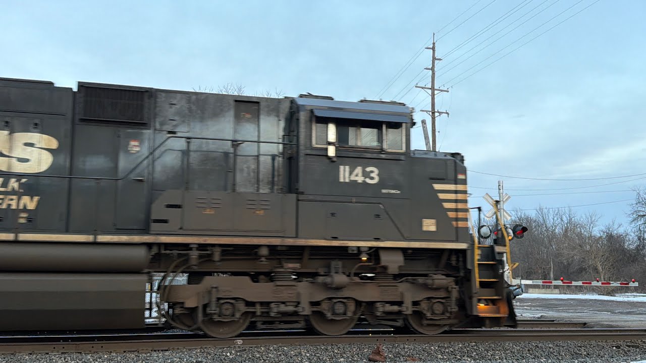 02/12/26 NS Manifest Train at Valley Crossing in Columbus, OH