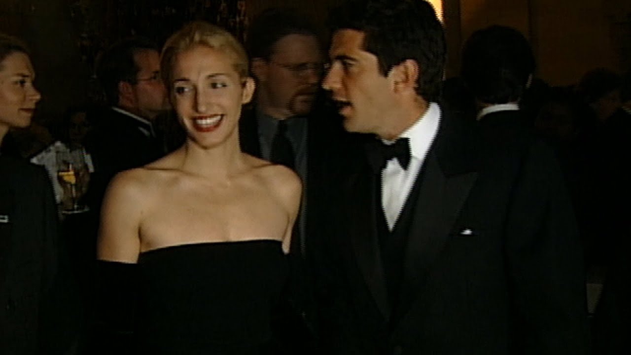 New Generations Of Fans Admire Carolyn Bessette