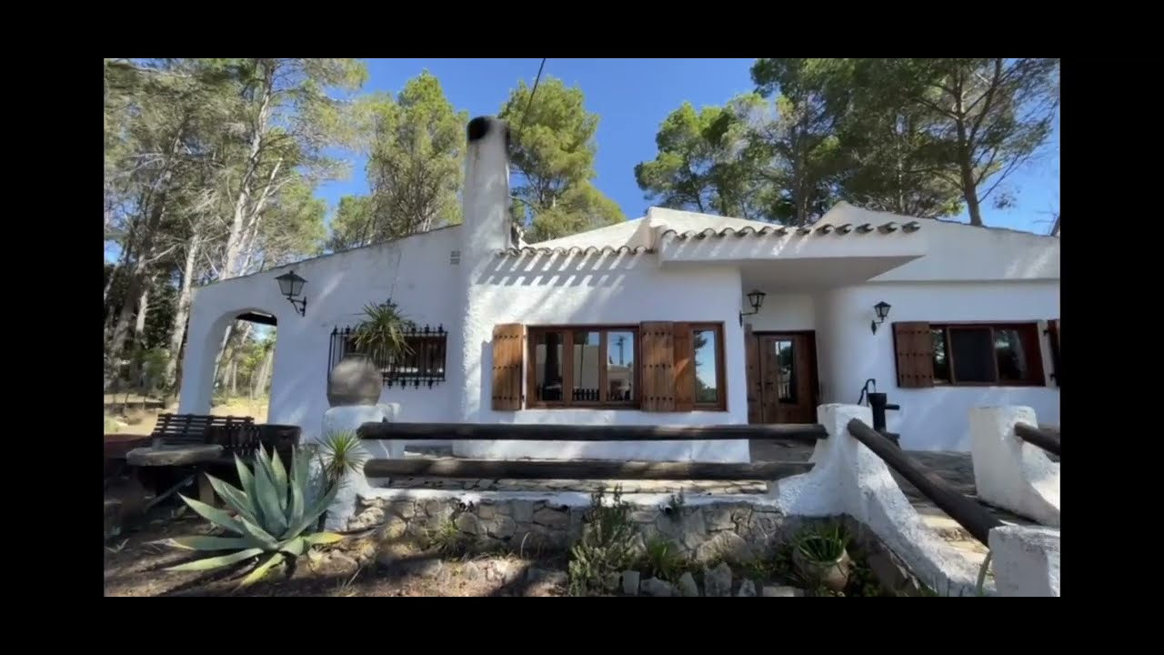 &euro;159,000 - 3 bedroom villa in Utiel, Valencia