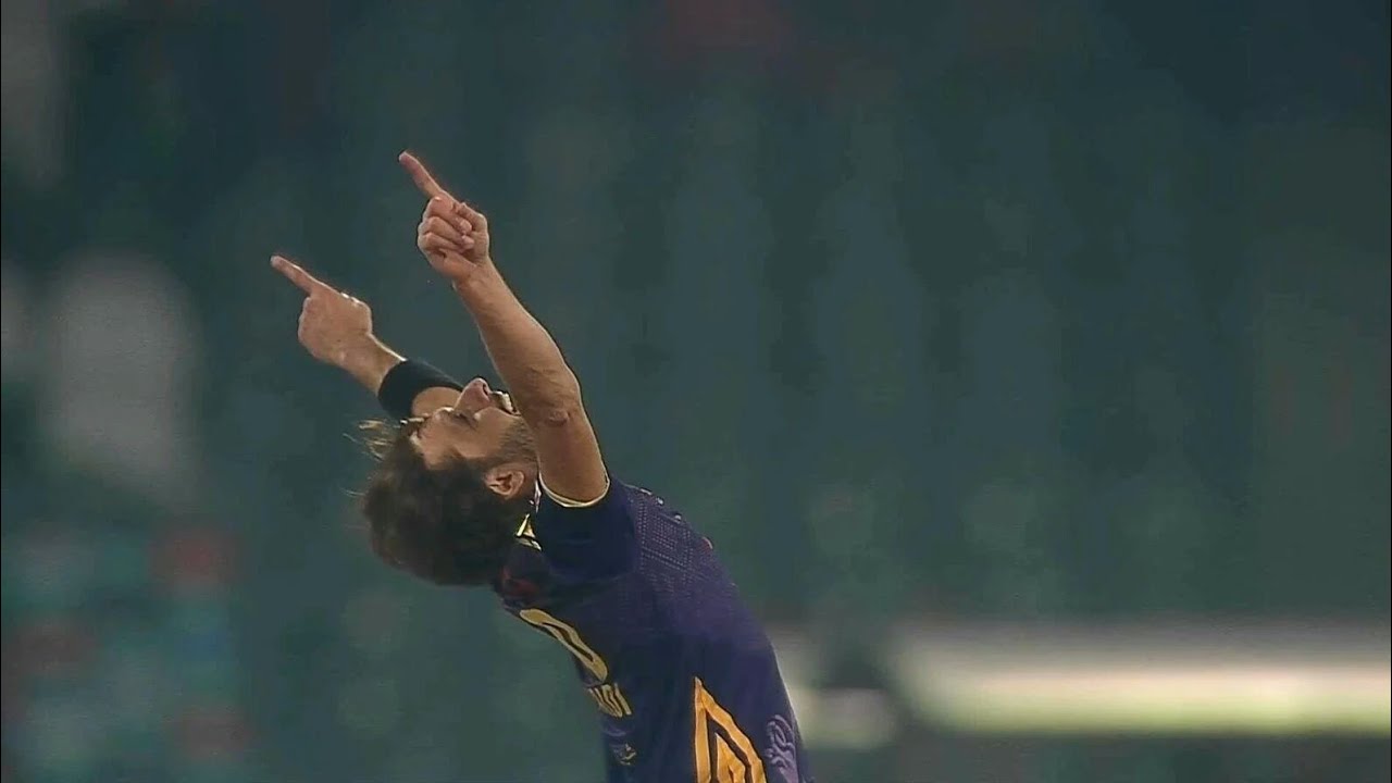 Shahid Afridi Last Wicket in PSL | &hearts; We well miss you Boom Boom