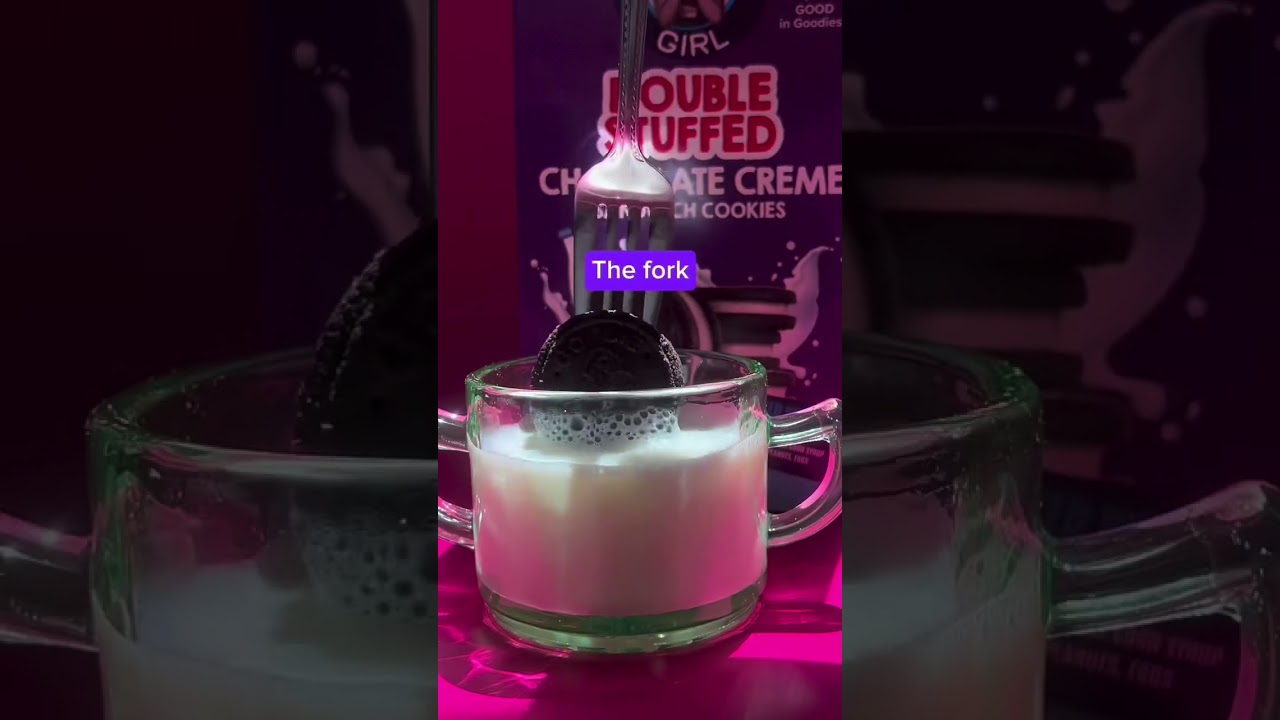 How to Dip a Cookie in Milk #cookies #cookiesandmilk  #goodiegirlcookies #glutenfree