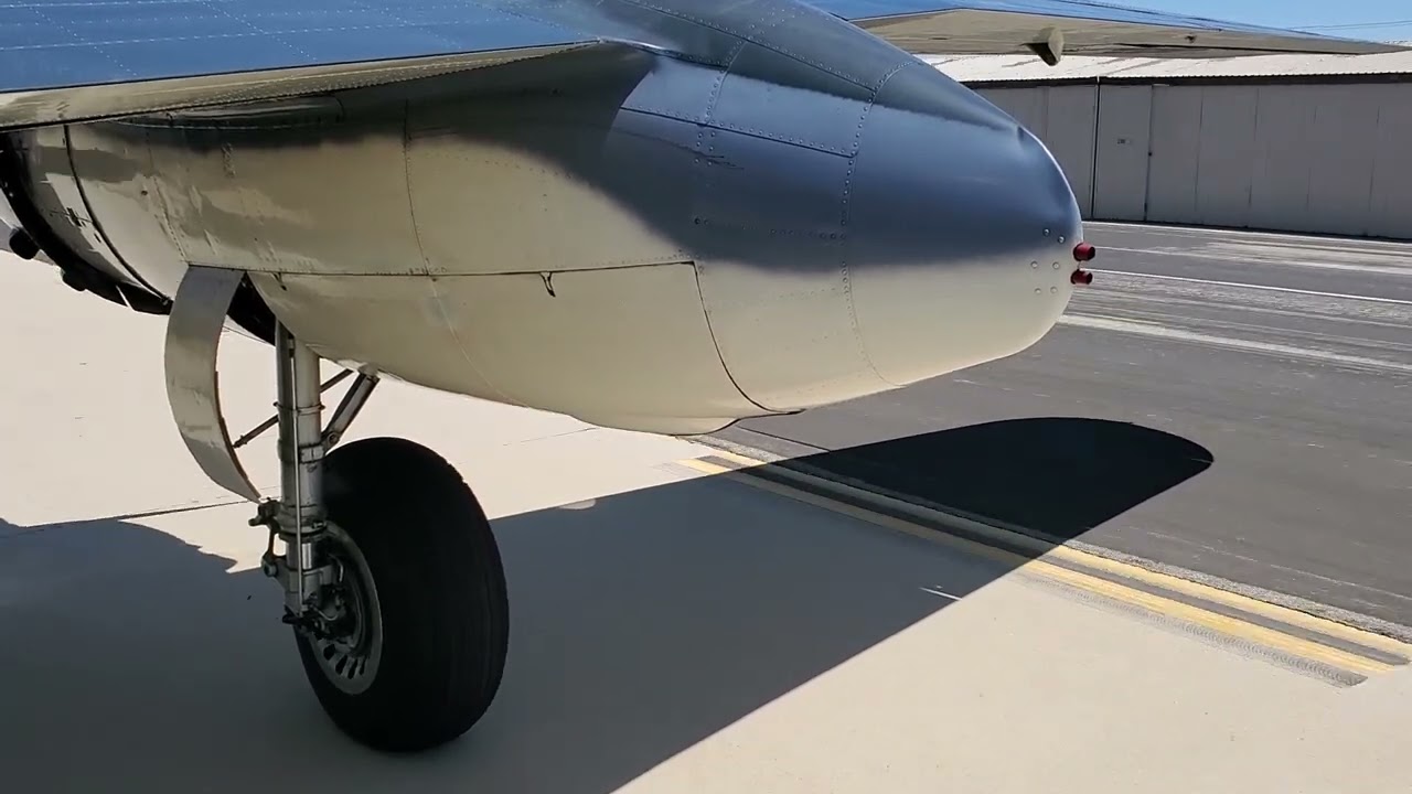 3 minutes of the R-2600's awesome idle lope | CAF SoCal B-25J (PBJ-1J) Mitchell