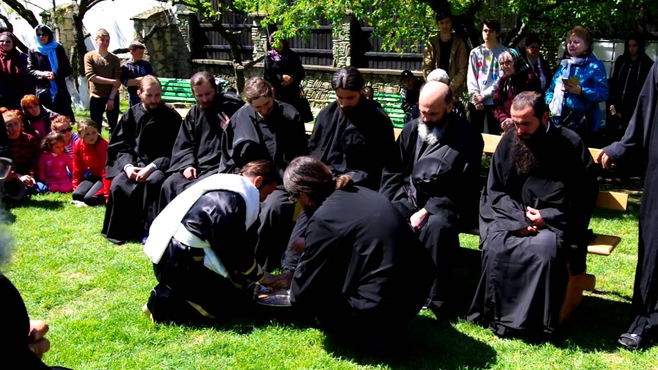 Mănăstirea Bujoreni - Procesiunea Spălarea Picioarelor - 2016