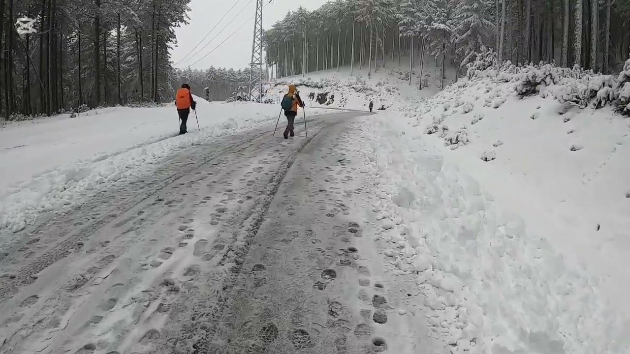 Muhteşem karda doğa y&uuml;r&uuml;y&uuml;ş&uuml; vlog Bursa kocayayla kendir yaylası baraklı g&ouml;leti muhabbetli