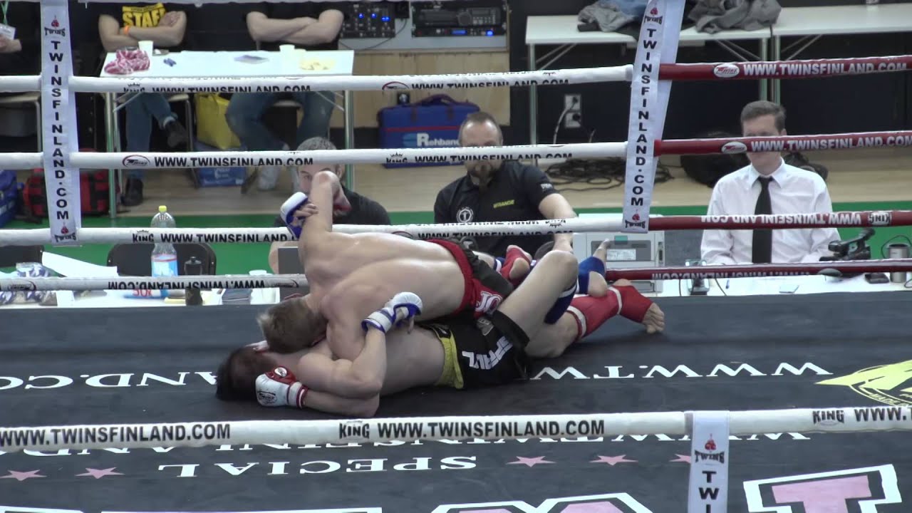 Juhani Aho  vs.  Marko Tani