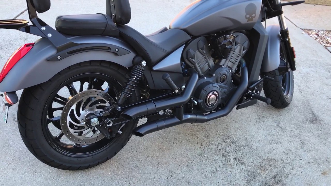 Radiant Cycles GT shorty exhaust. 2017 Victory Octane