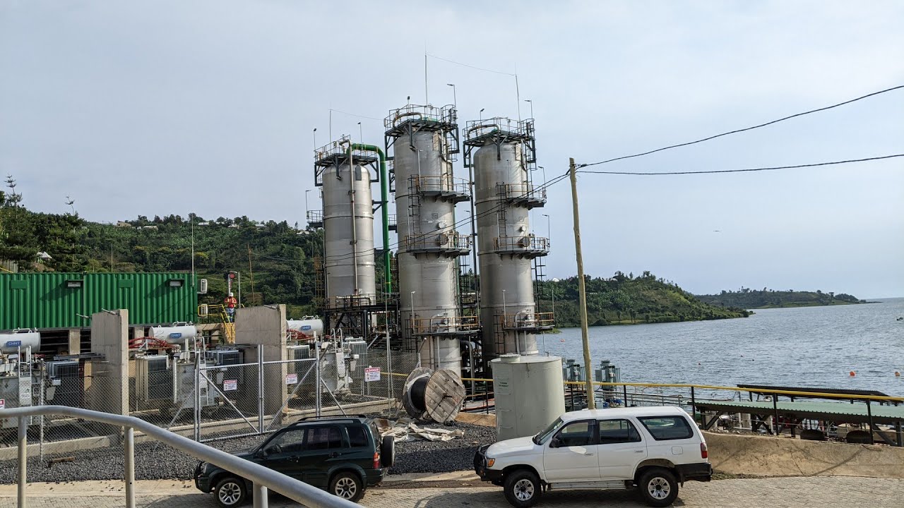 Touring Methane Gaz Extraction in Lake Kivu| Uruganda rucukura Gaz Methane mu Kivu