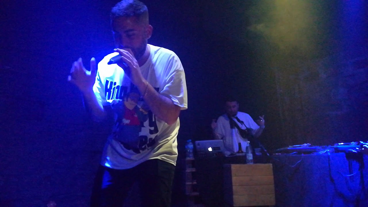 DELAOSSA - JOVEN DE NIRO (en vivo)