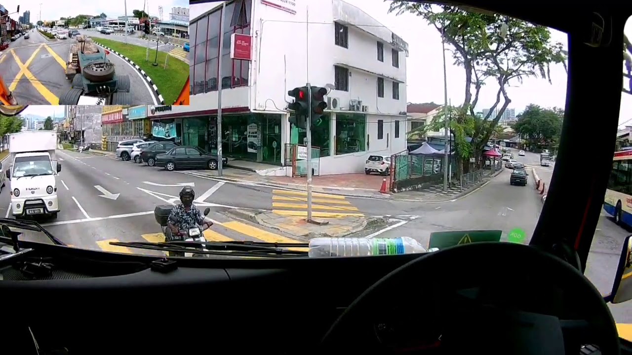 BUKAN LALUAN SEBENAR KE TAPAK PROJEK. RASANYA AKU TERSILAP JALAN.