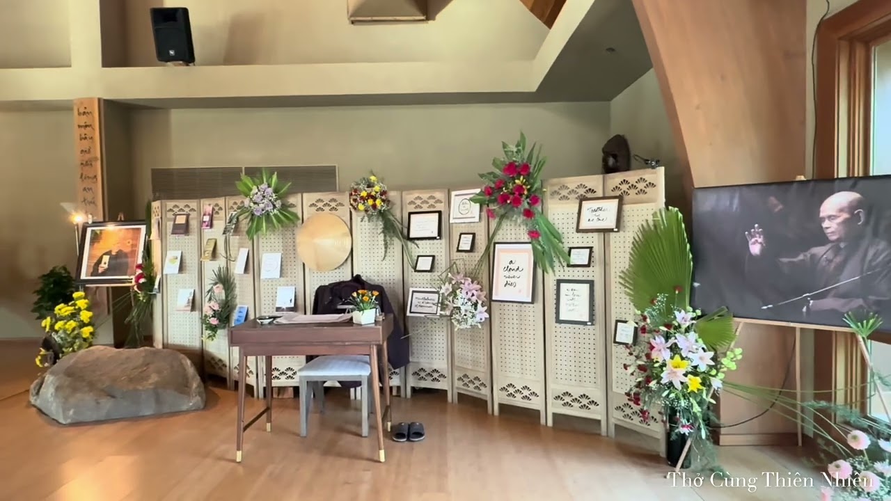 Một vài hình ảnh ngày lễ tưởng niệm 4 năm TS Thích Nhất Hạnh tại Tu Viện Lộc Uyển San Diego Cali