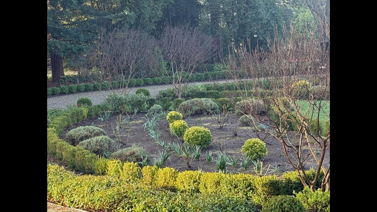 Circle Parterre Rose Garden: Day 3 of Winter Cleanup | Ep.05