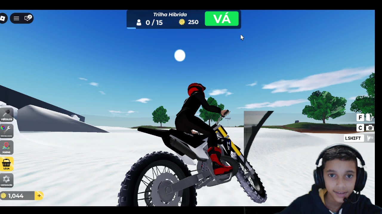 FAZENDO CORRIDAS DE MOTOCROSS