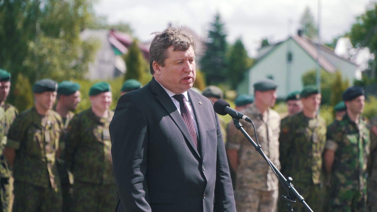 Brg. gen. M. Pečiulionio artilerijos batalionas įsikraustė į naujus namus Šilalės r.