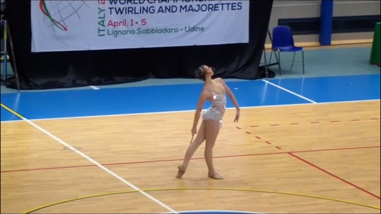 Адалин Бебо, ритмичное вращение 2015 - Чемпионат мира WFNBTA, Италия