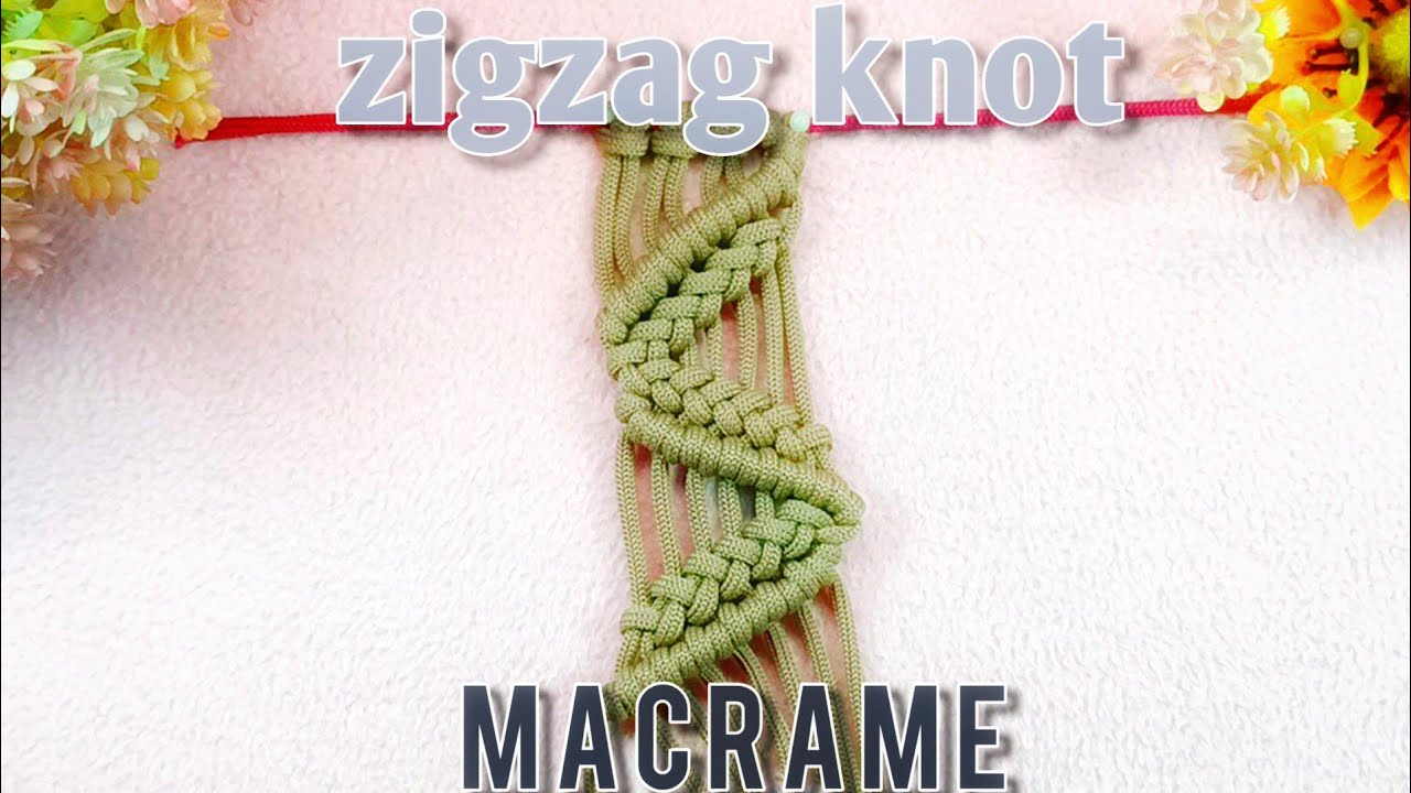 Braided Zig Zag pattern with Half Hitch knots // Macrame Tutorial ||