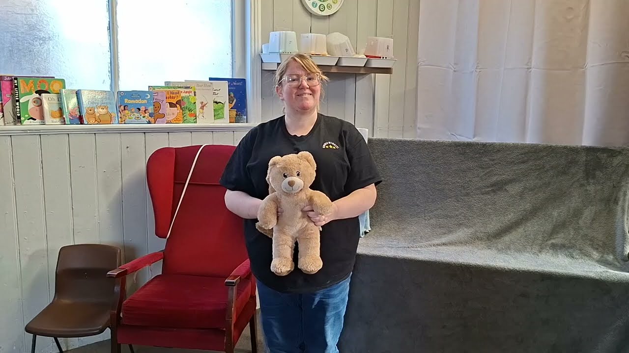 Goldilocks and the Three Bears song by Kiddiewinkles