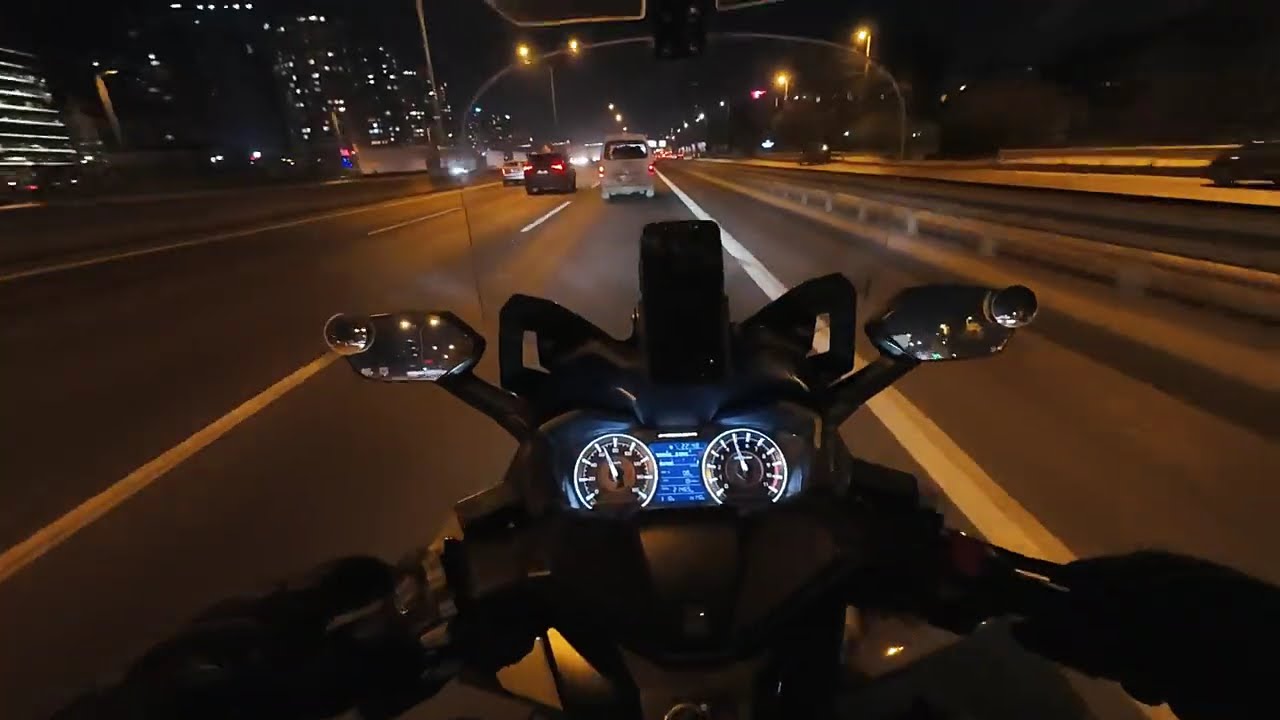 Honda Forza 300 Night Ride Istanbul Turkey | City Lights & Dashcam