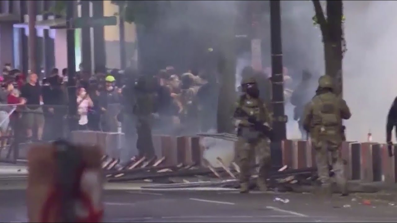 Report shows how feds collected extensive information on Portland protesters in 2020