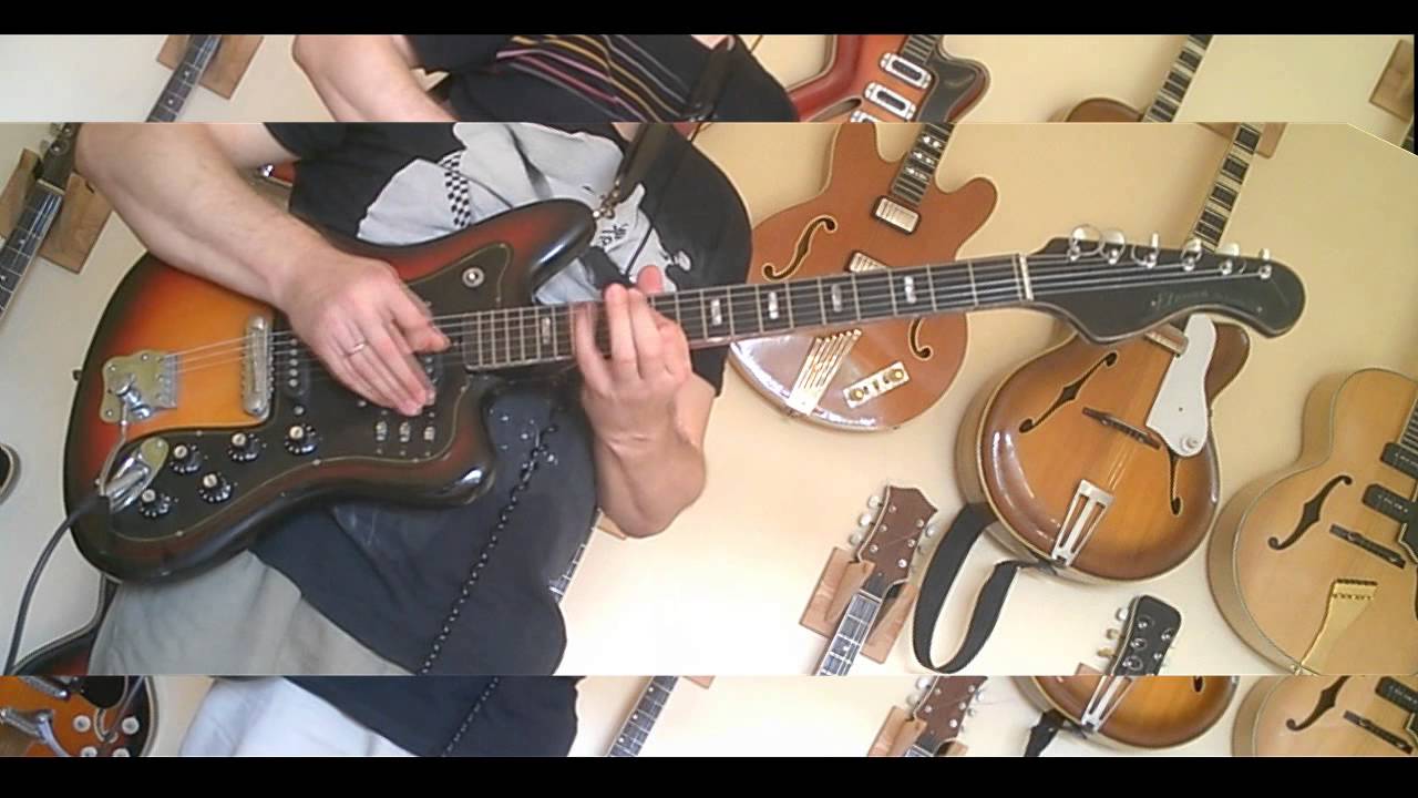 Musima 25 series. Deluxe bass and guitar, Eterna Deluxe and 25K