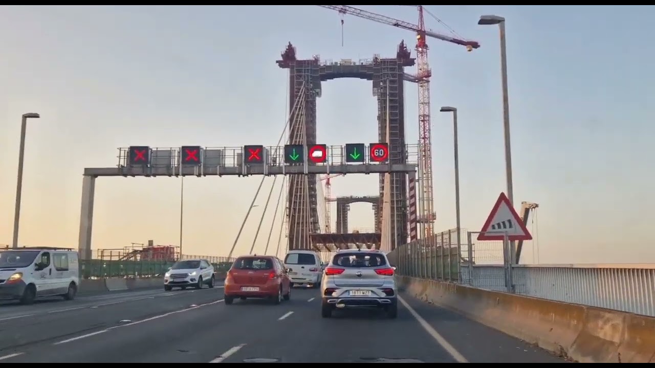 La interminable obra del puente del Centenario de Sevilla