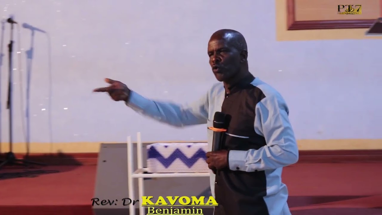 Rev Dr KAVOMA BENJAMIN// INYIGISHO ABANDI BATIGISHA  AZISOBANURIYE ABANTU IYUMVIRE NAWE le16/01/2022