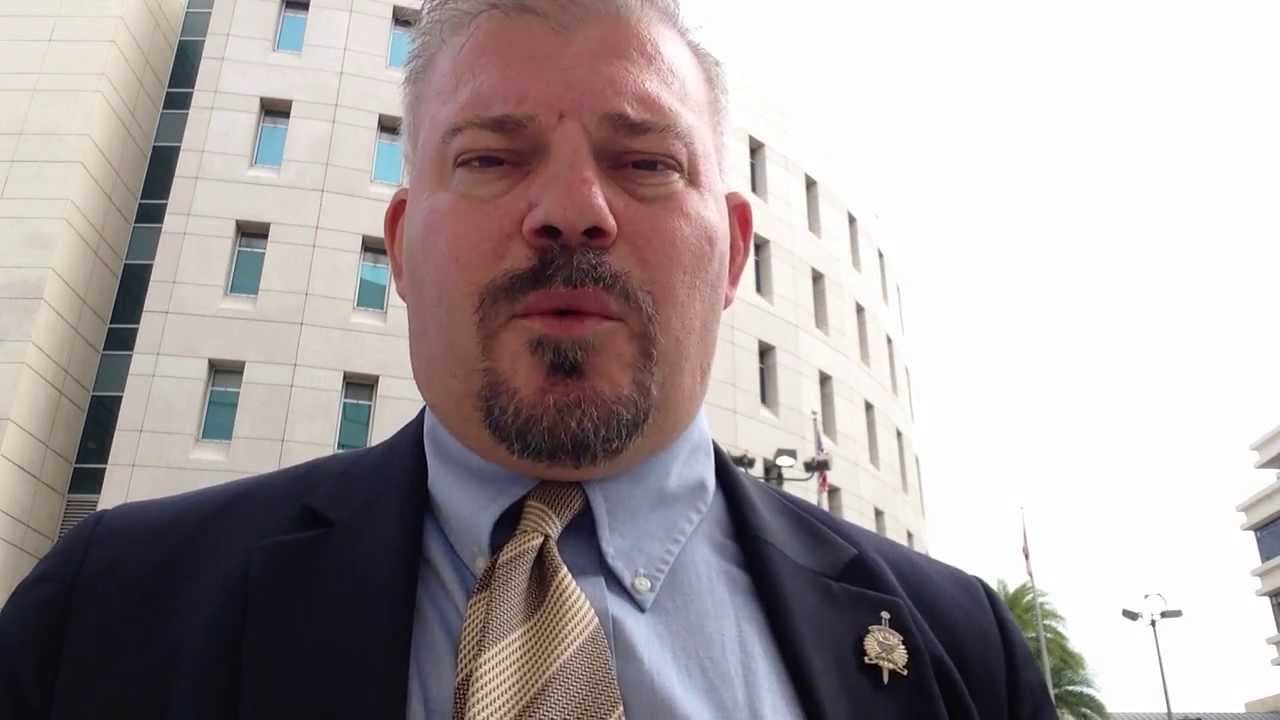 What does lis pendens mean in foreclosure cases?  By Florida foreclosure lawyer Mike Wasylik