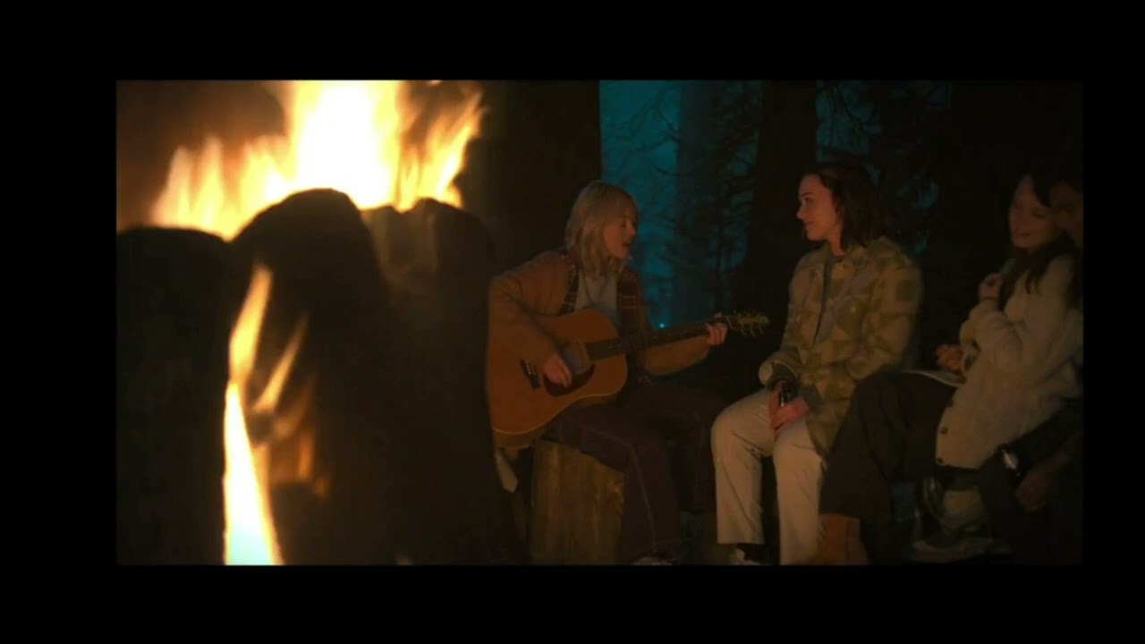 Raelle sings to Scylla after their wedding - Motherland: Fort Salem 3x09 #savemotherlandfortsalem