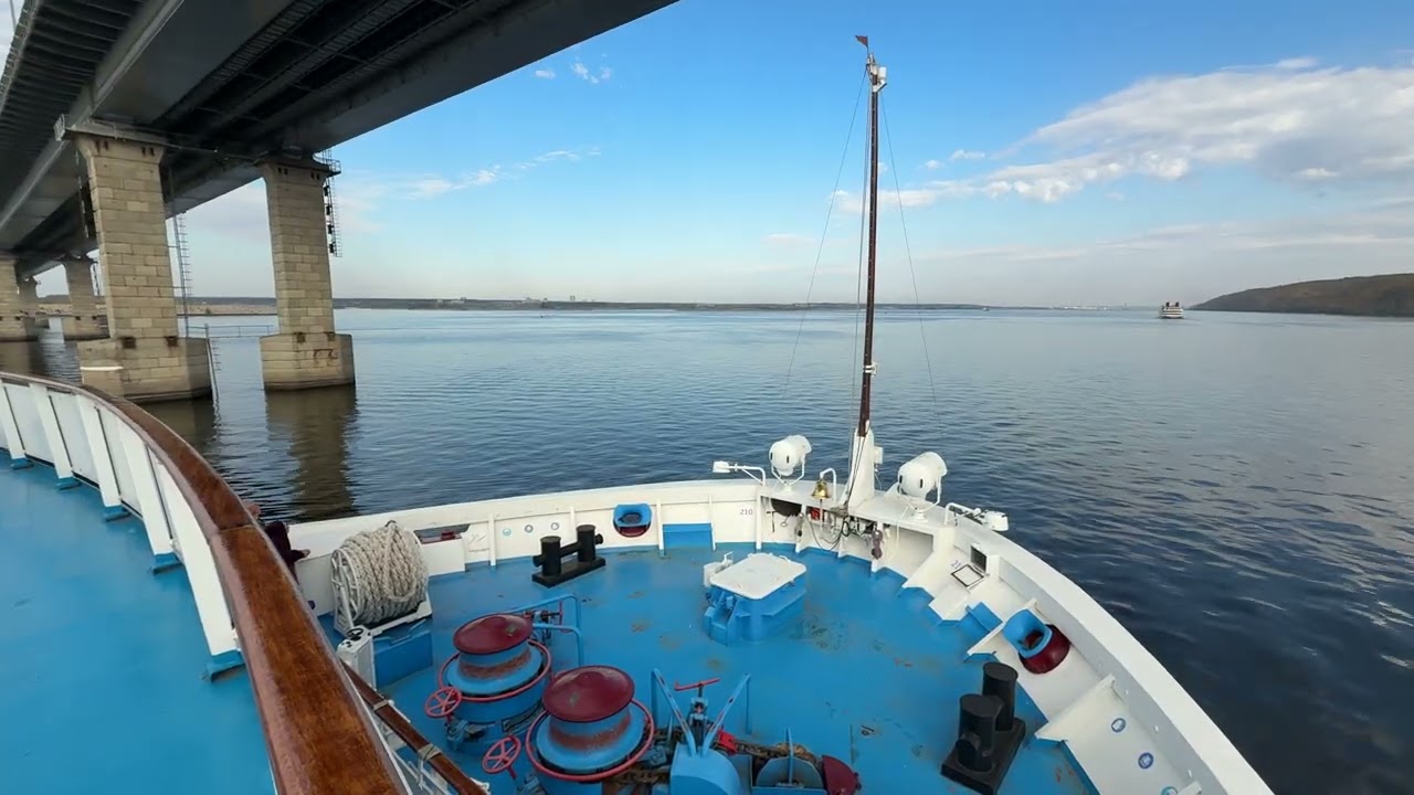Relaxing boat ride. Meditative cruise 4K ASMR